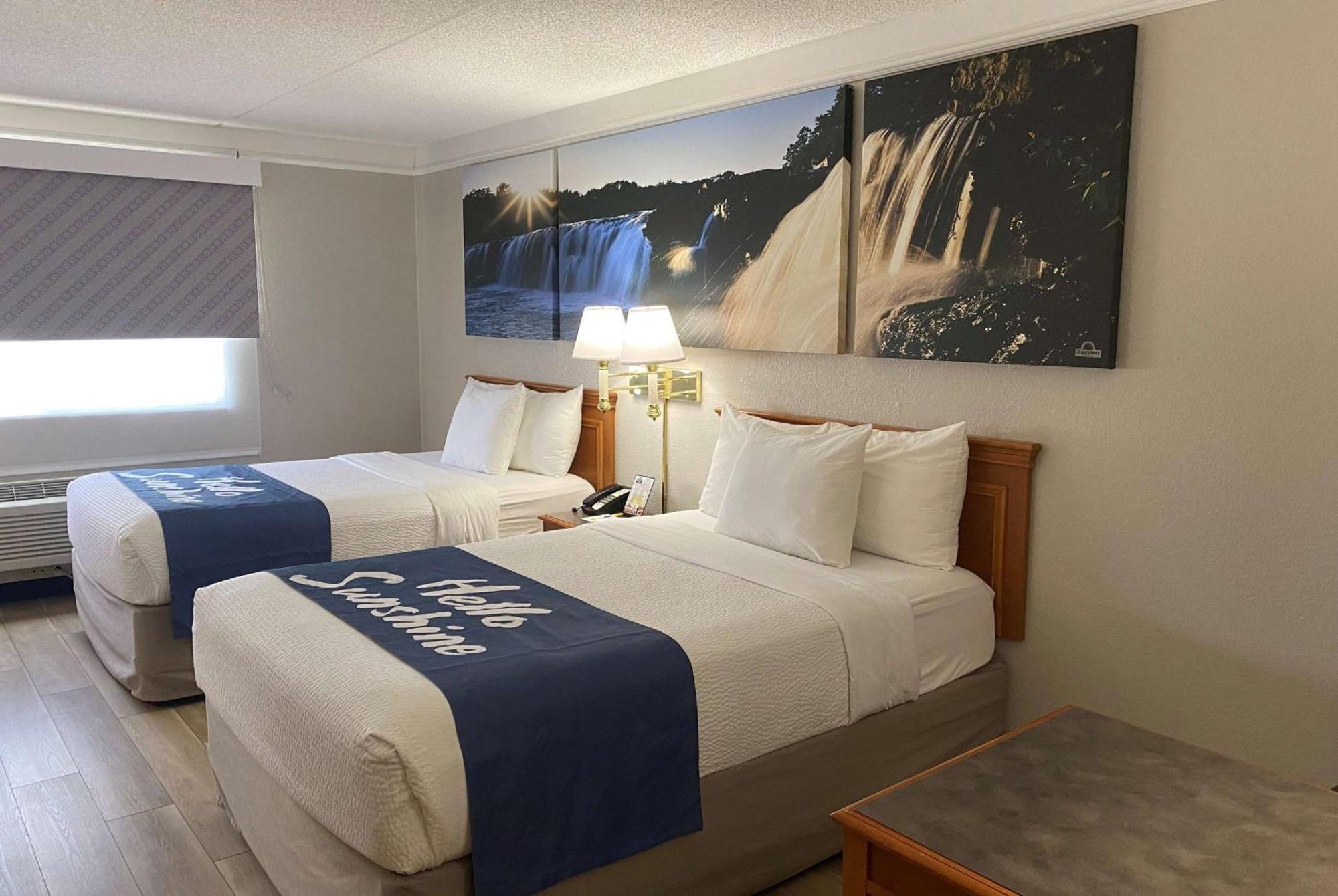 Days Inn & Suites By Wyndham Arlington Heights Exteriör bild