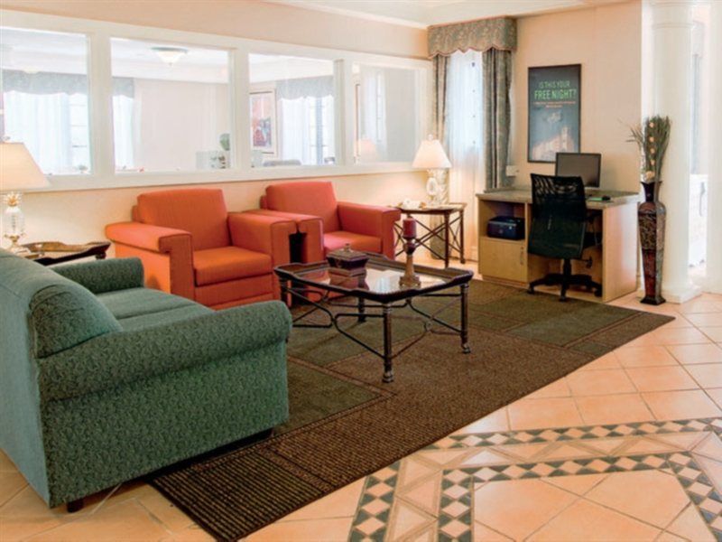 Days Inn & Suites By Wyndham Arlington Heights Exteriör bild