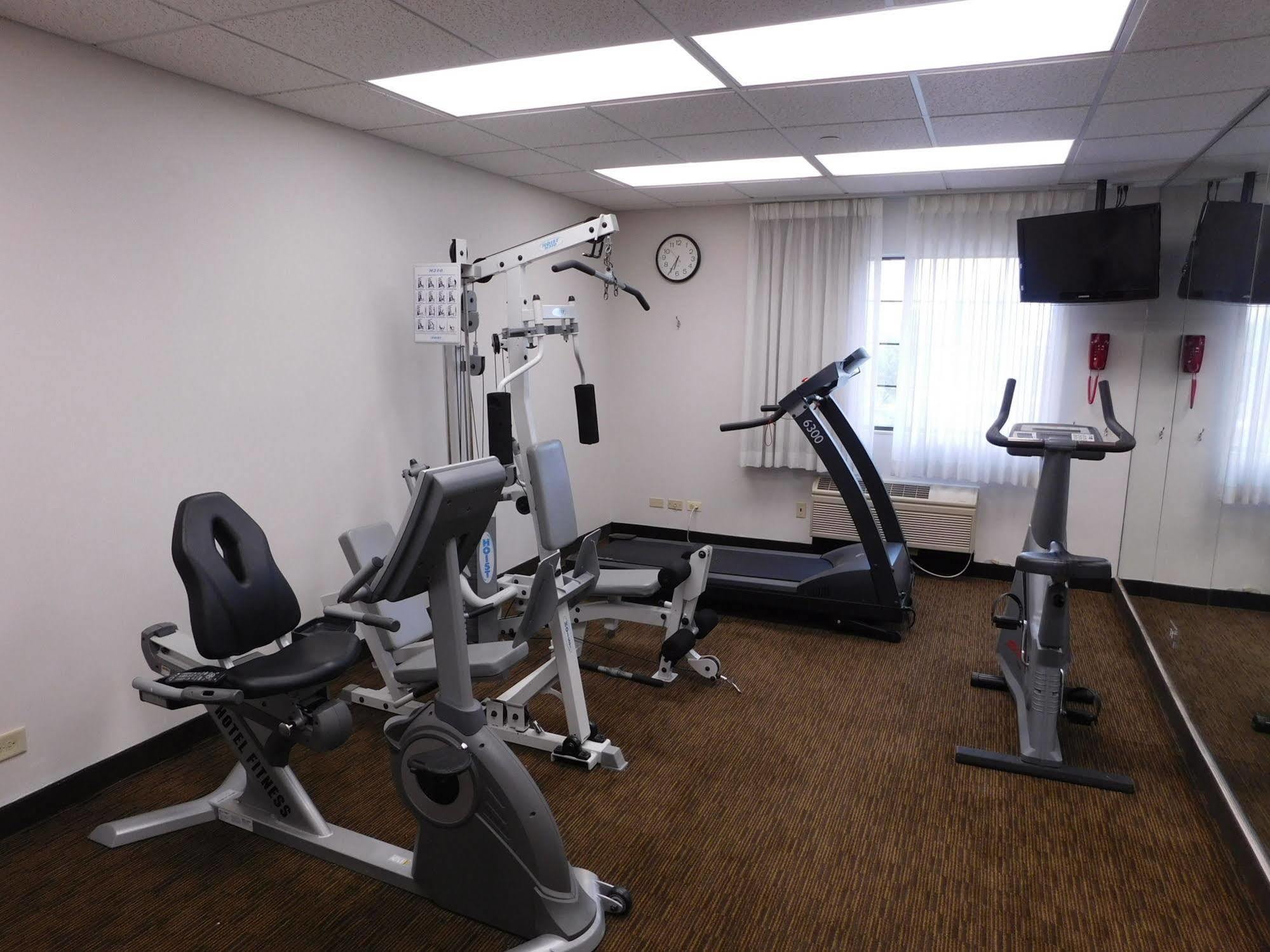 Days Inn & Suites By Wyndham Arlington Heights Exteriör bild